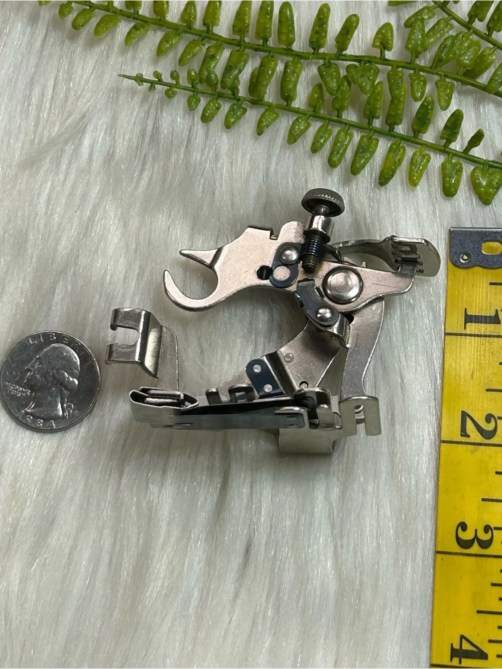 Vintage Singer ruffler foot 1261